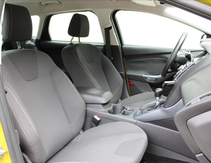 Ford Focus 26