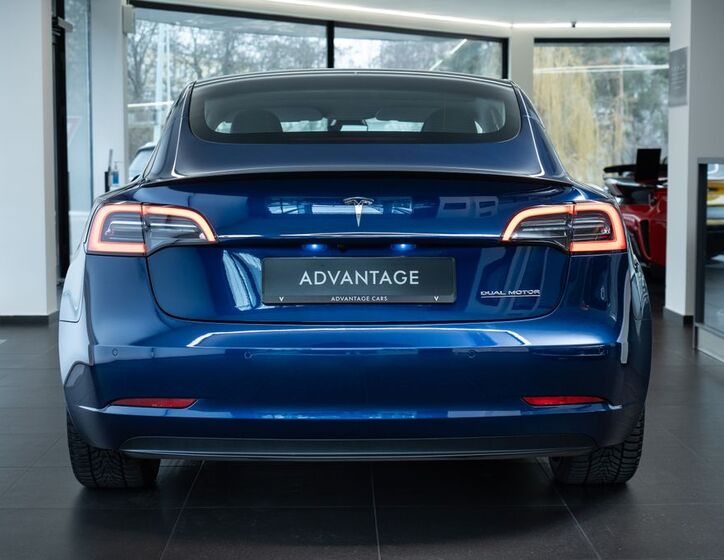 Tesla Model 3 3