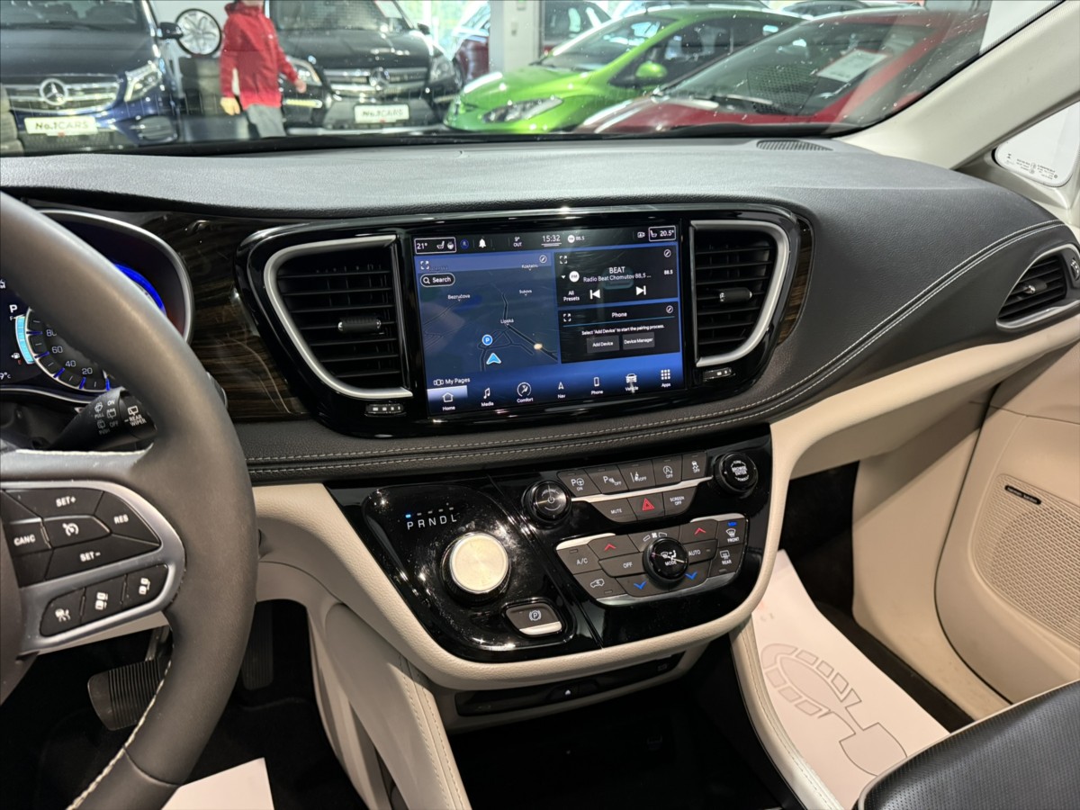 Chrysler Pacifica
