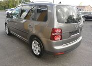 Volkswagen Touran 7
