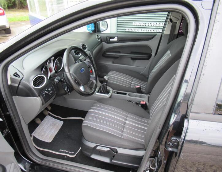Ford Focus 17