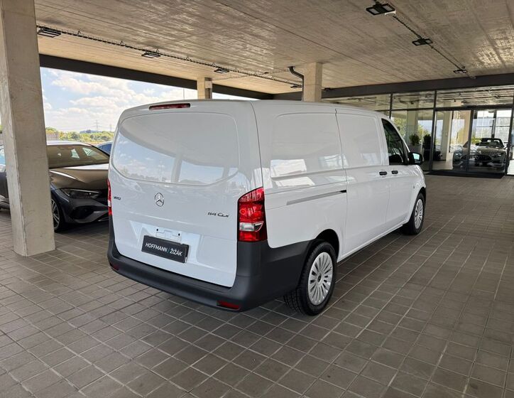 Mercedes-Benz Vito 5