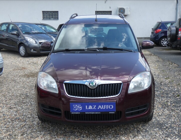 Škoda Roomster 2