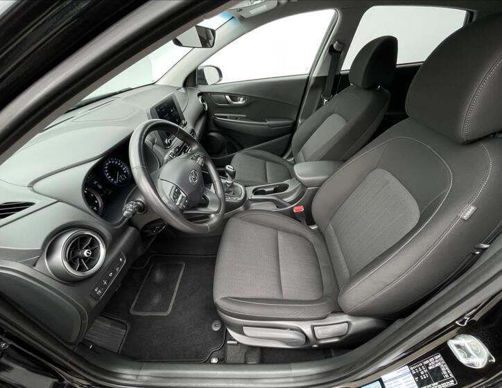 Hyundai Kona 4