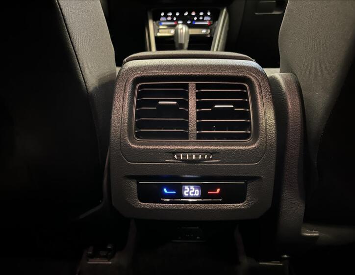 Volkswagen Touran 25