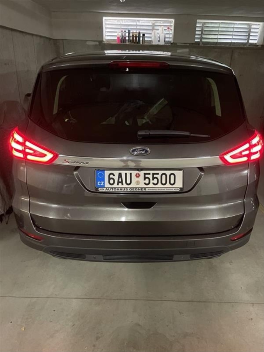 Ford S-MAX