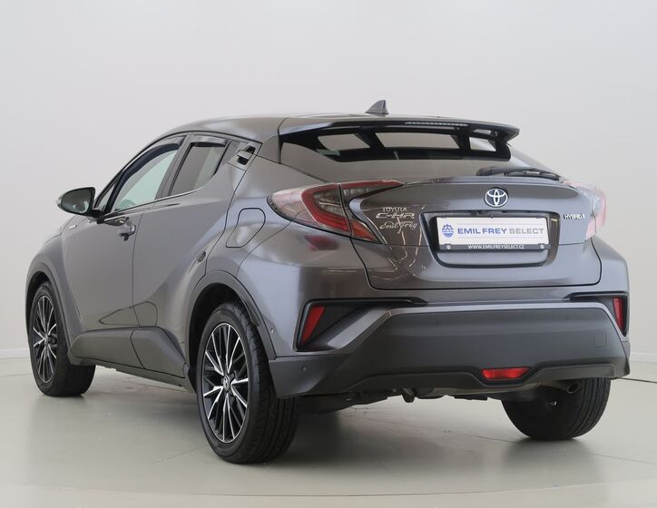 Toyota C-HR 7