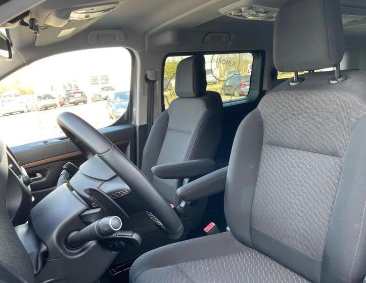 Toyota ProAce Verso 17
