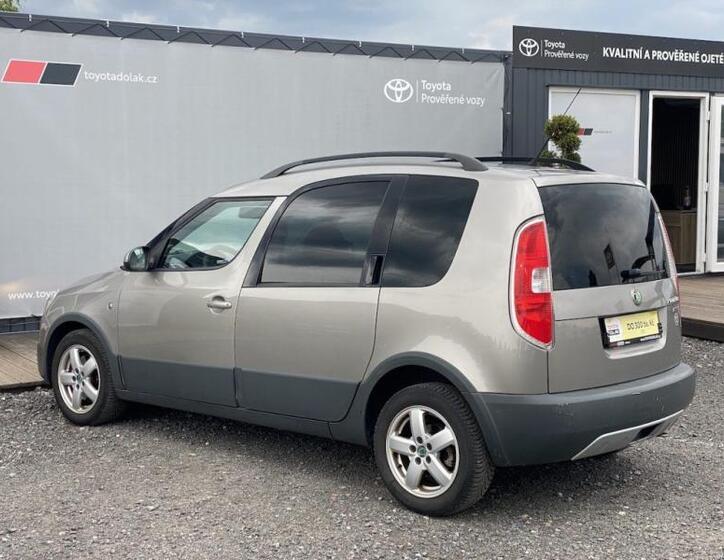 Škoda Roomster 4