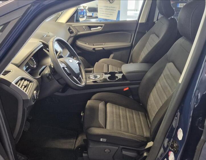 Ford S-MAX 11