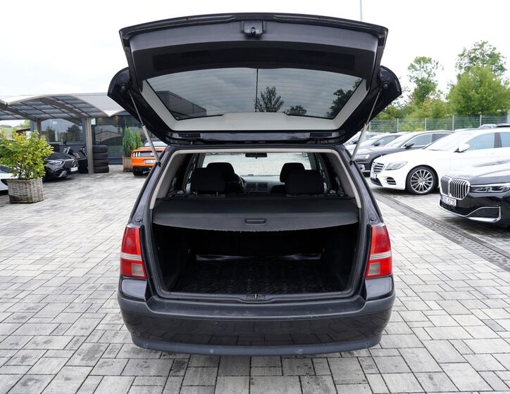 Volkswagen Golf 11