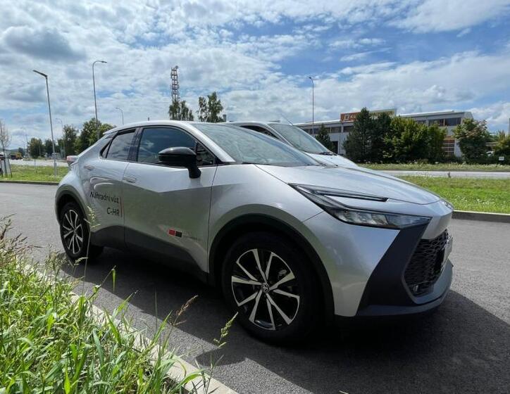 Toyota C-HR 16