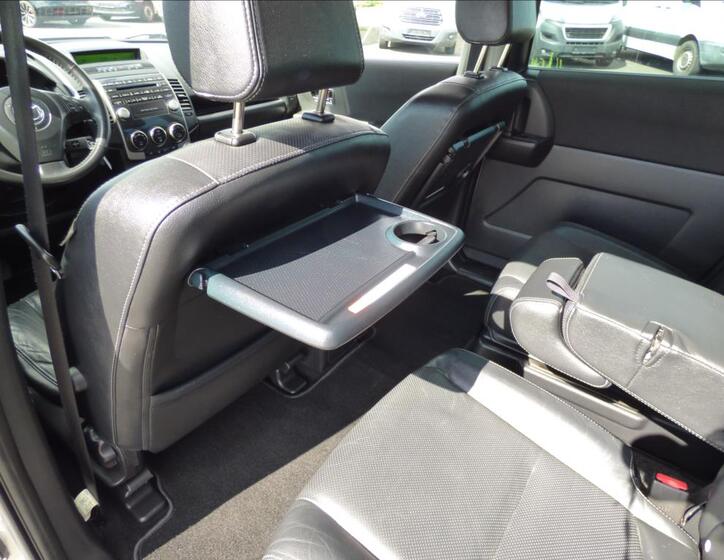 Mazda 5 29