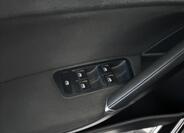 Volkswagen Golf 10