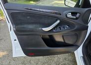Ford Galaxy 17