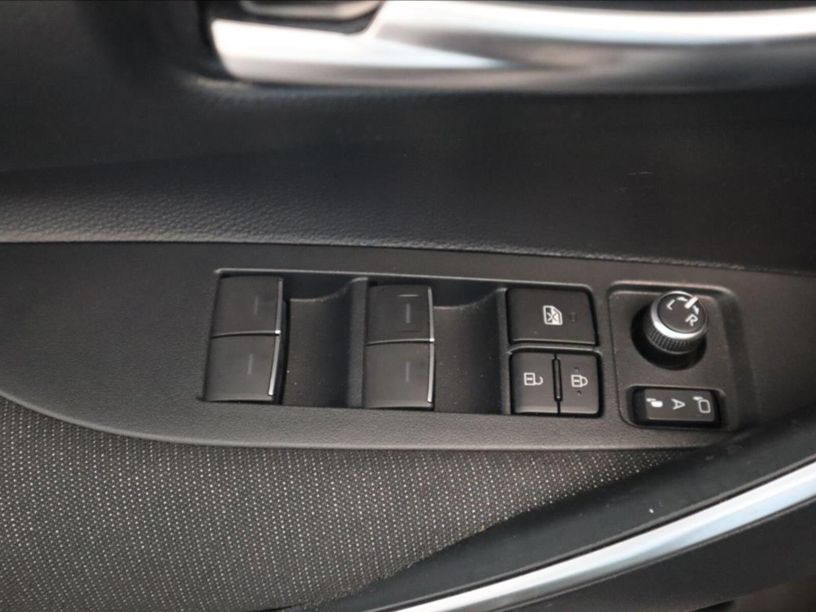 Toyota Corolla 11