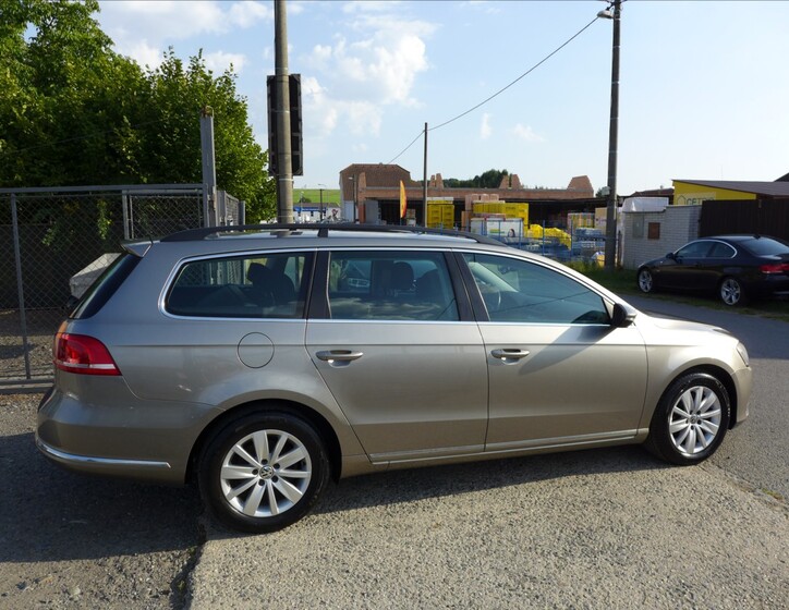 Volkswagen Passat 5