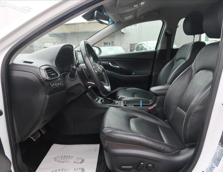 Hyundai i30 12