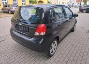 Chevrolet Kalos 9
