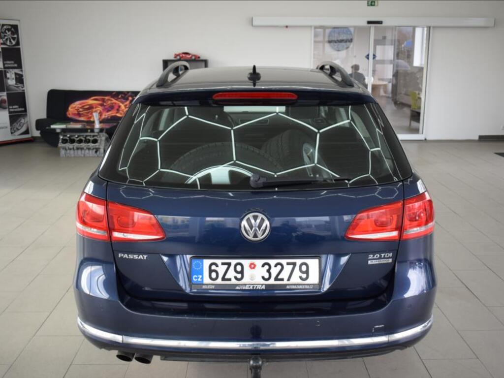 Volkswagen Passat 10