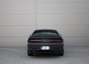 Dodge Challenger 6