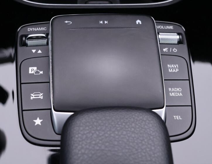 Mercedes-Benz CLA 33