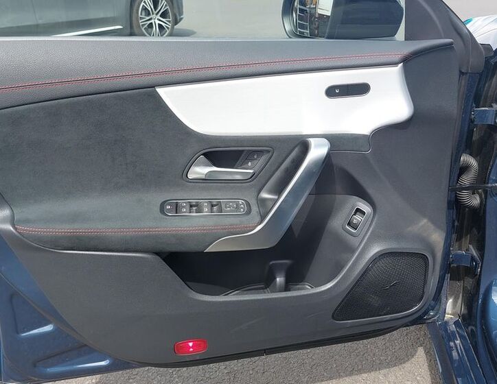 Mercedes-Benz CLA 22