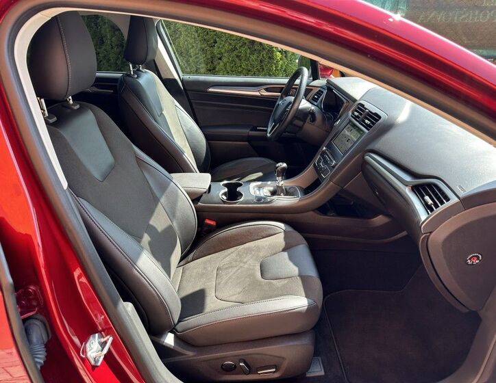 Ford Mondeo 26