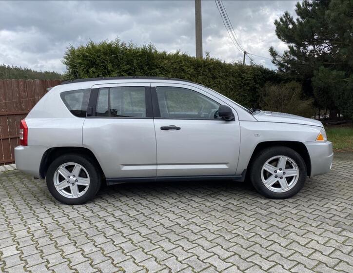 Jeep Compass 6