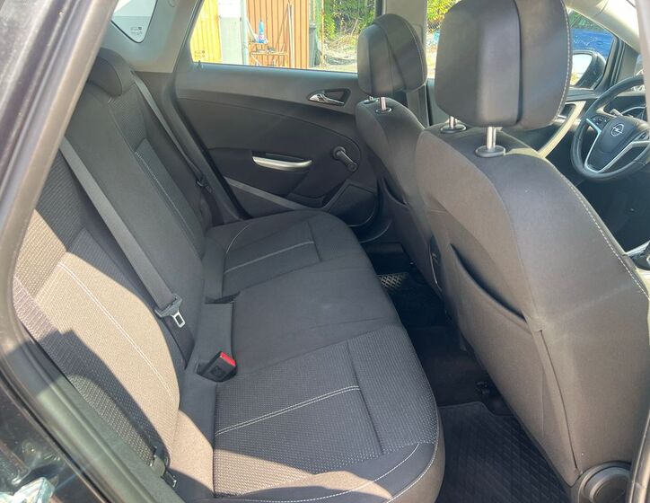 Opel Astra 9