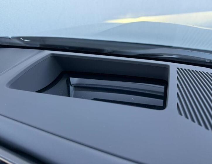 BMW i5 13