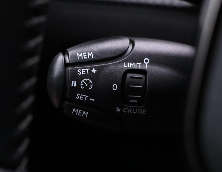 Peugeot 2008 22