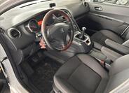 Peugeot 5008 7