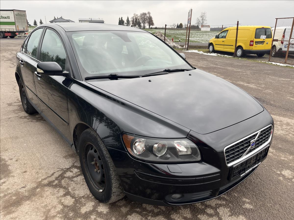 Volvo S40