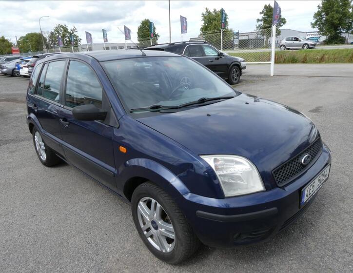 Ford Fusion 1