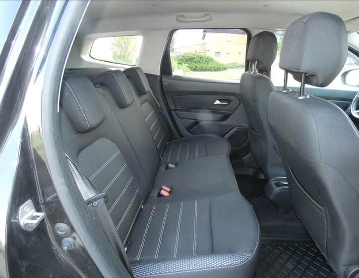 Dacia Duster 13