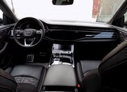 Audi RS Q8 20