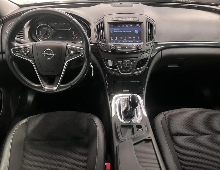 Opel Insignia 5