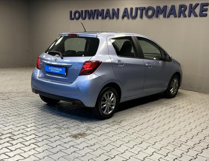Toyota Yaris 2