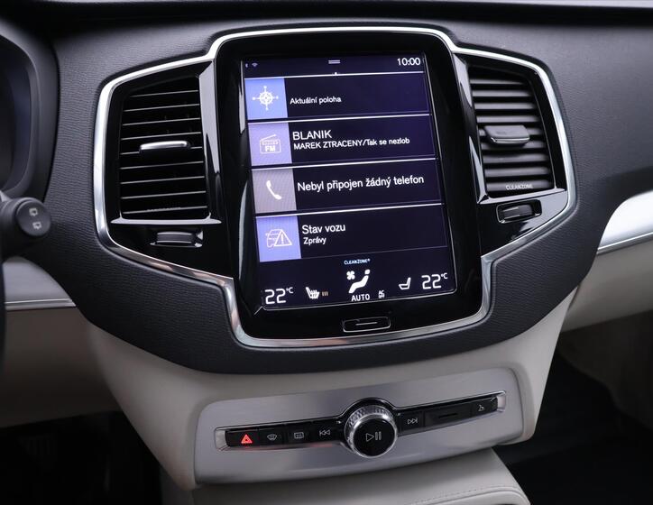 Volvo XC90 21