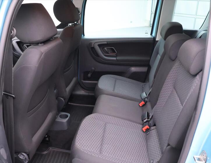 Škoda Roomster 14