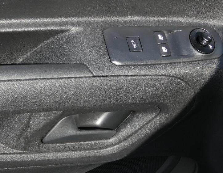 Peugeot Partner 9