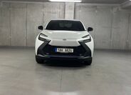 Toyota C-HR 2
