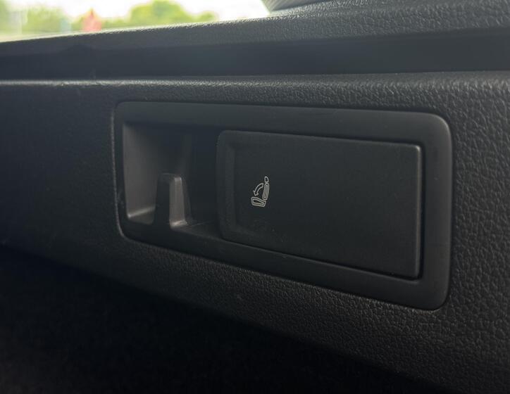 Volkswagen Golf 36