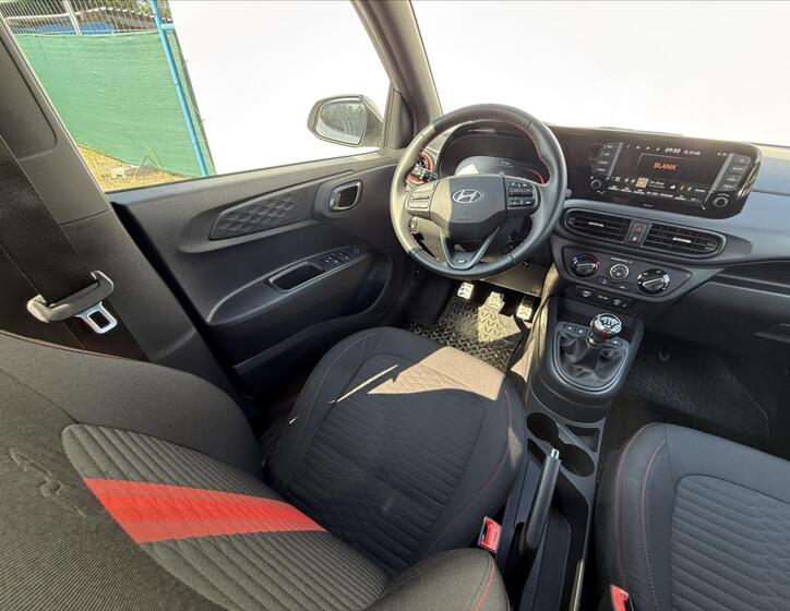 Hyundai i10 6