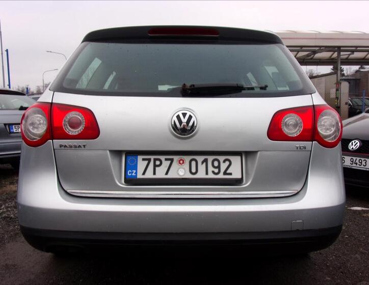 Volkswagen Passat 10