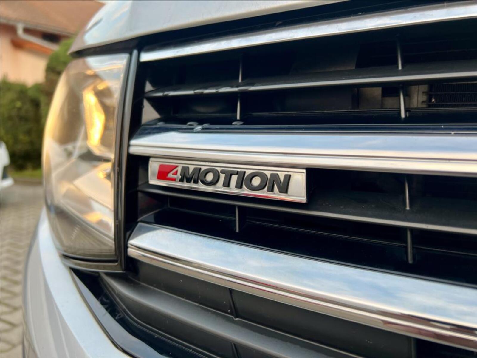 Volkswagen Multivan 57