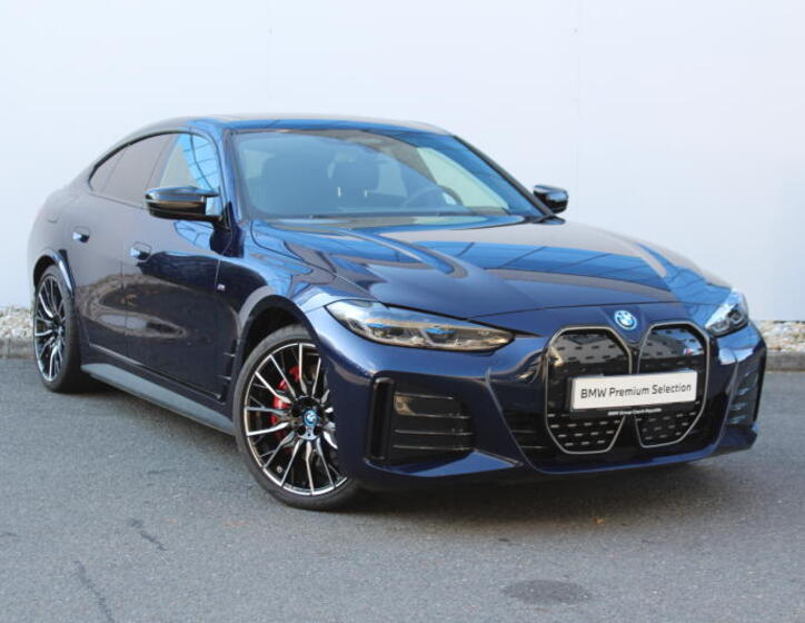 BMW i4 7