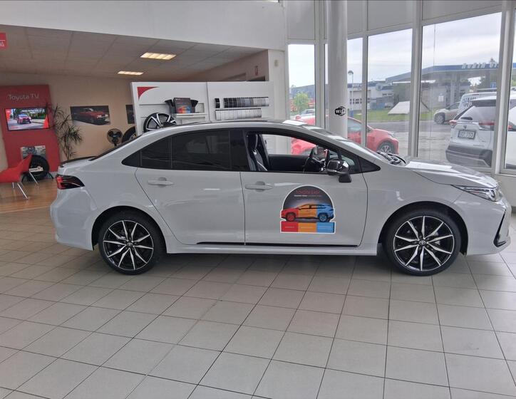 Toyota Corolla 4