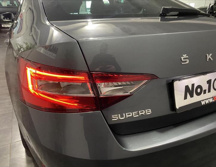 Škoda Superb 27